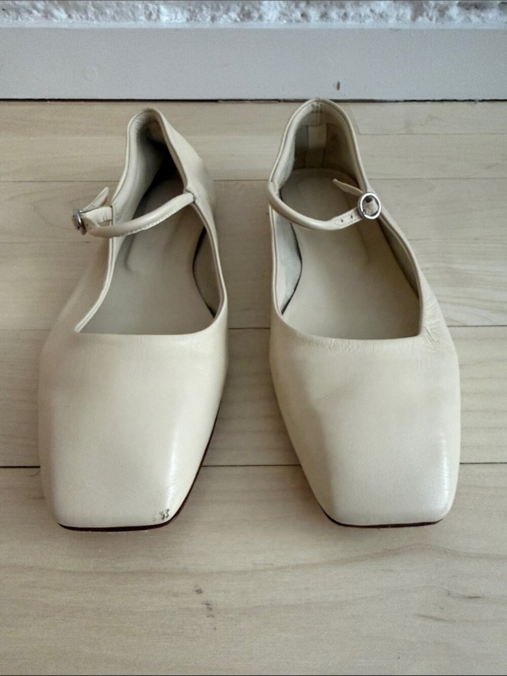 AEYDE size 39 Women's Cream Leather Mary Jane Flats